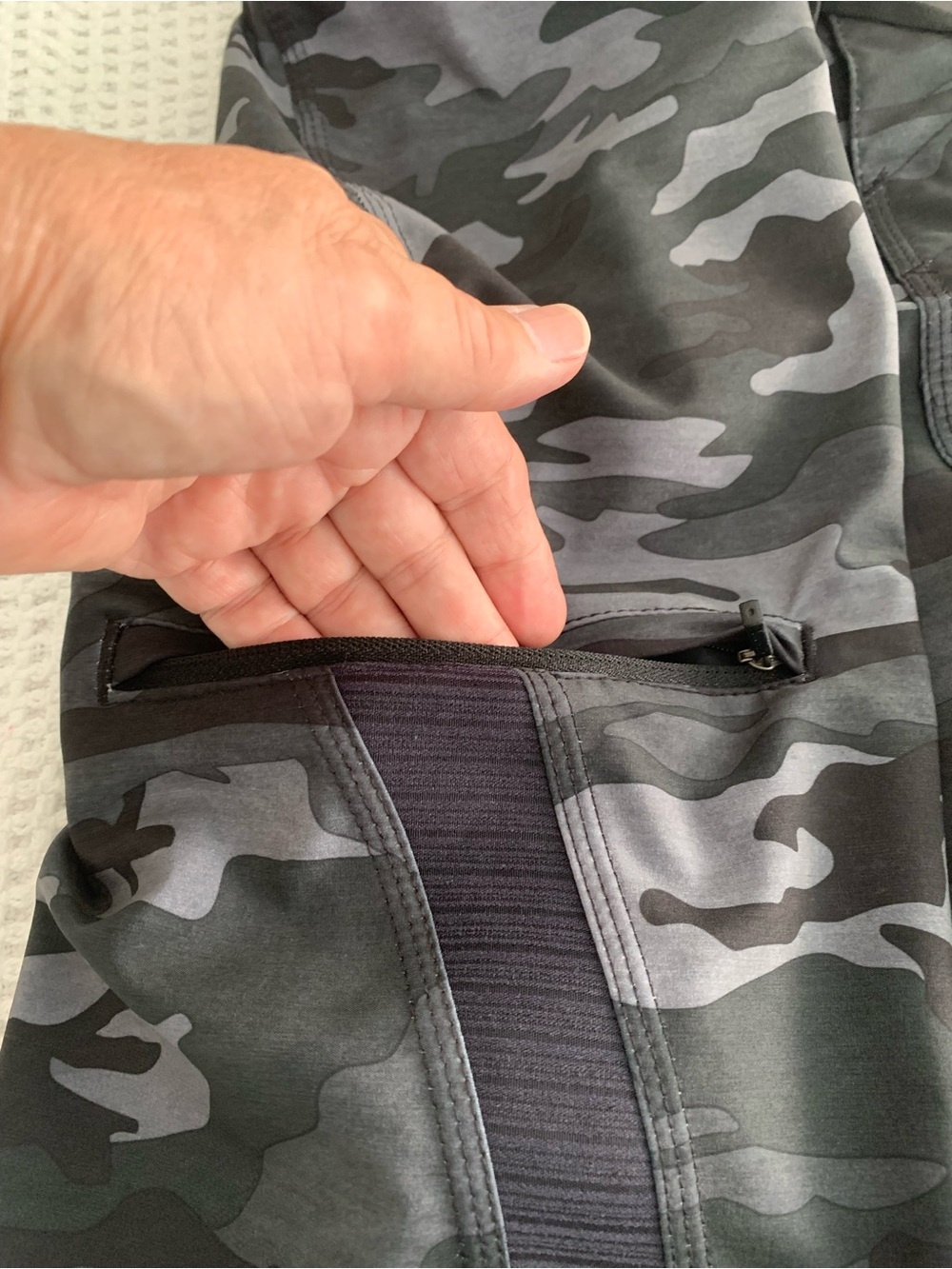 O’Neill Board Short Swim Trunks Camo Size  36 - Picture 5 of 11
